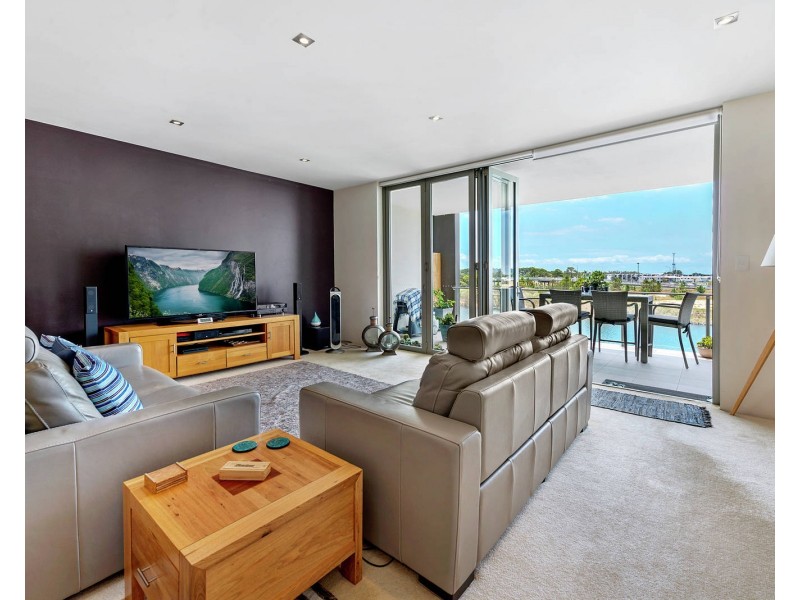 133/3 Pendraat Parade, Hope Island QLD 4212