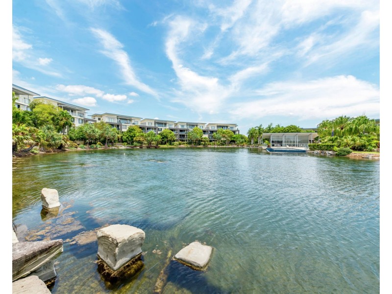 133/3 Pendraat Parade, Hope Island QLD 4212