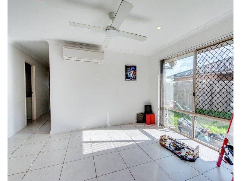 1&2/55 Piggott Road, Bellmere QLD 4510