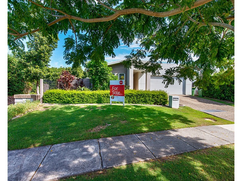 1/6 Pendraat Parade, Hope Island QLD 4212