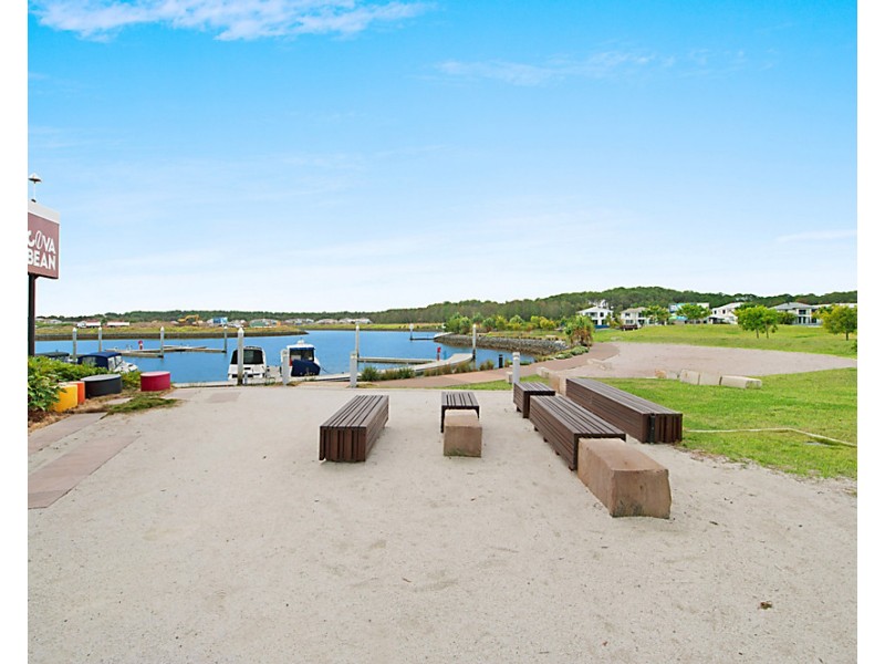 1/6 Pendraat Parade, Hope Island QLD 4212