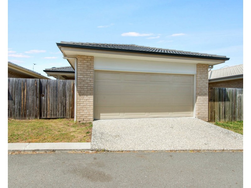 62 Beaumont Drive, Pimpama QLD 4209