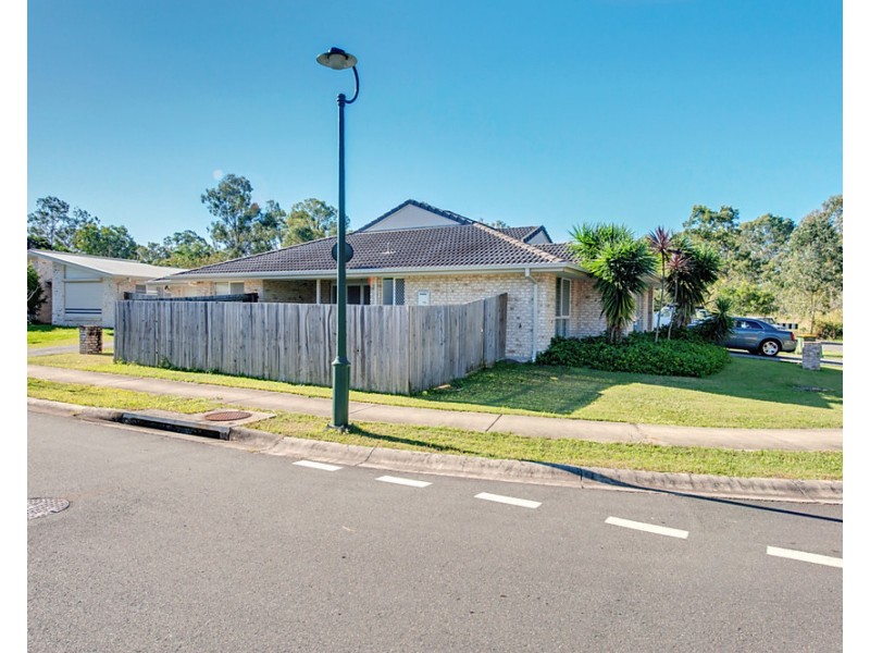 1&2/54 Sunflower Crescent, Upper Caboolture QLD 4510