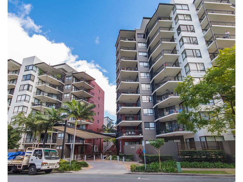 79/15 Goodwin Street, Kangaroo Point QLD 4169