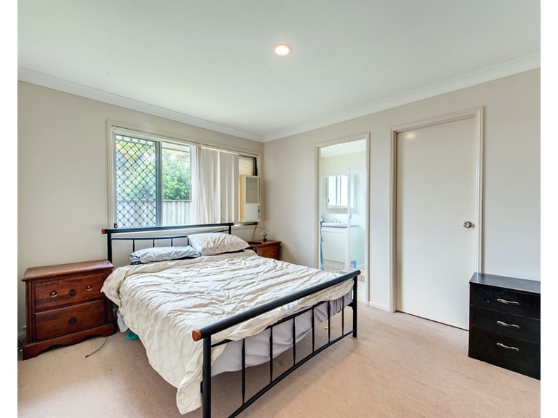 18 Galaxy Court, Dakabin QLD 4503