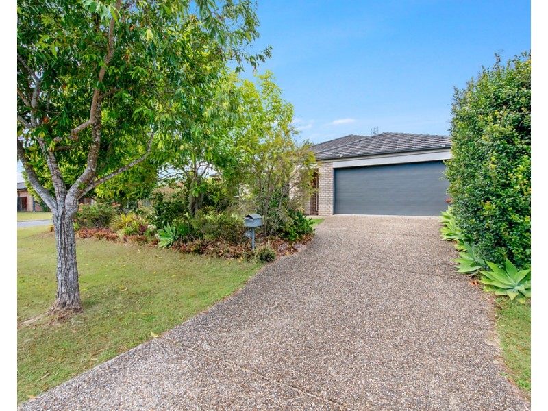 1/4 Firecrest Close, Upper Coomera QLD 4209