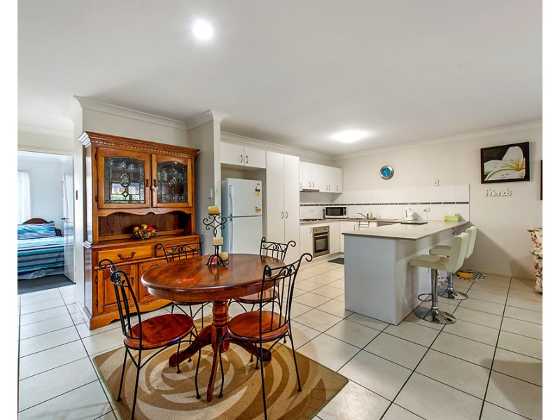 1/4 Firecrest Close, Upper Coomera QLD 4209