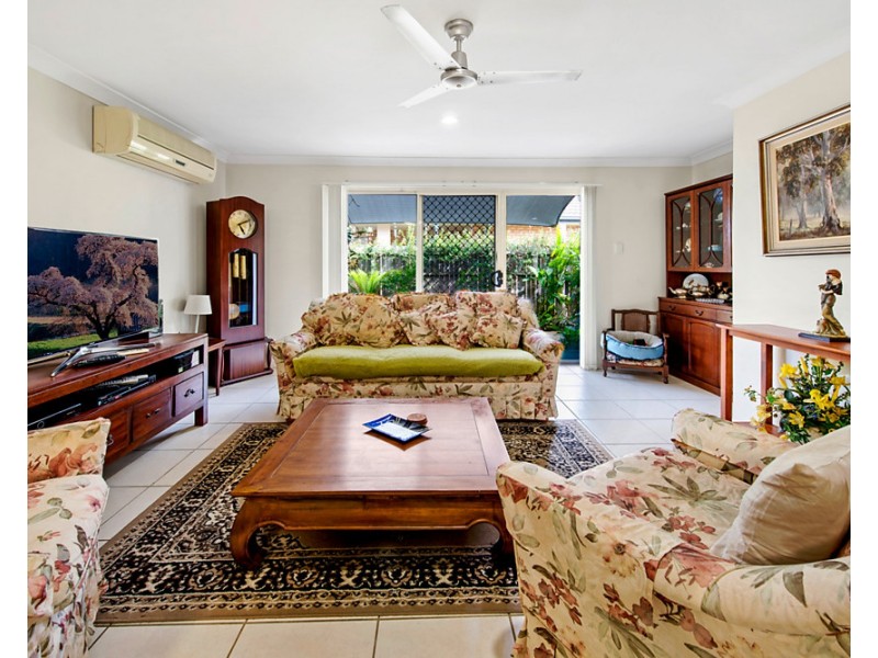 1/4 Firecrest Close, Upper Coomera QLD 4209