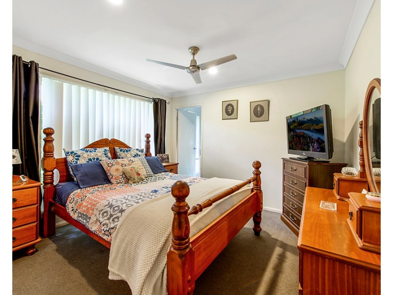 1/4 Firecrest Close, Upper Coomera QLD 4209