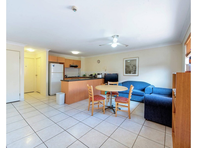 11/13 Tonga Place, Parkwood QLD 4214