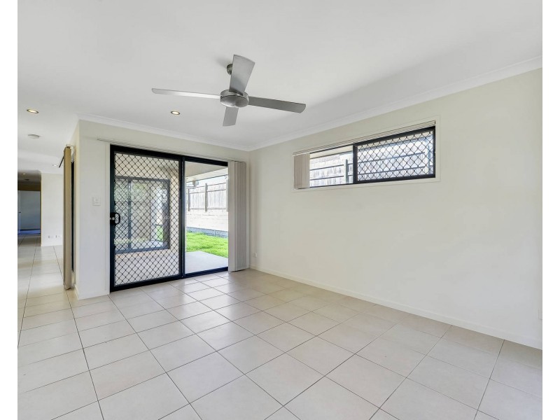 1&2/85 Kinsellas Road West, Mango Hill QLD 4509