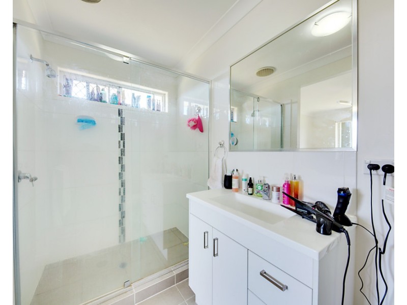 1&2/1 Geary Court, Caboolture QLD 4510