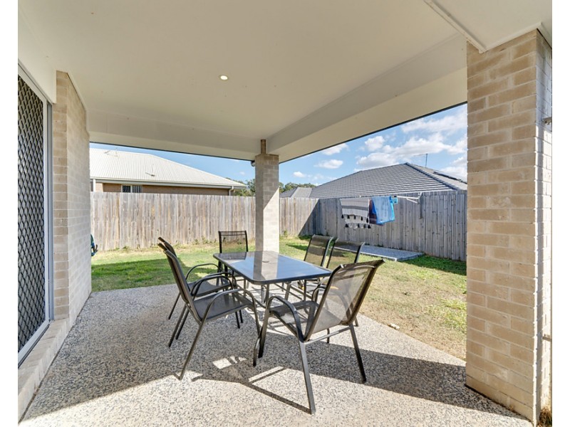 1&2/103 Welsh Street, Burpengary QLD 4505