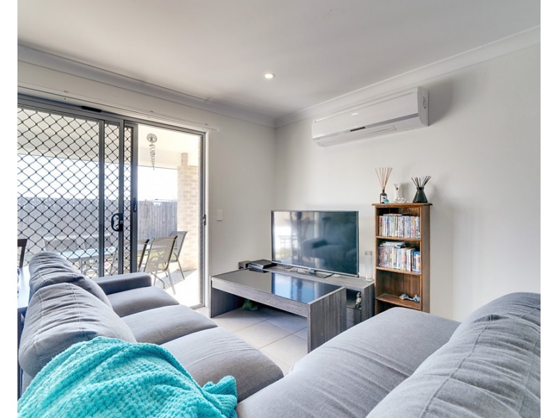 1&2/103 Welsh Street, Burpengary QLD 4505