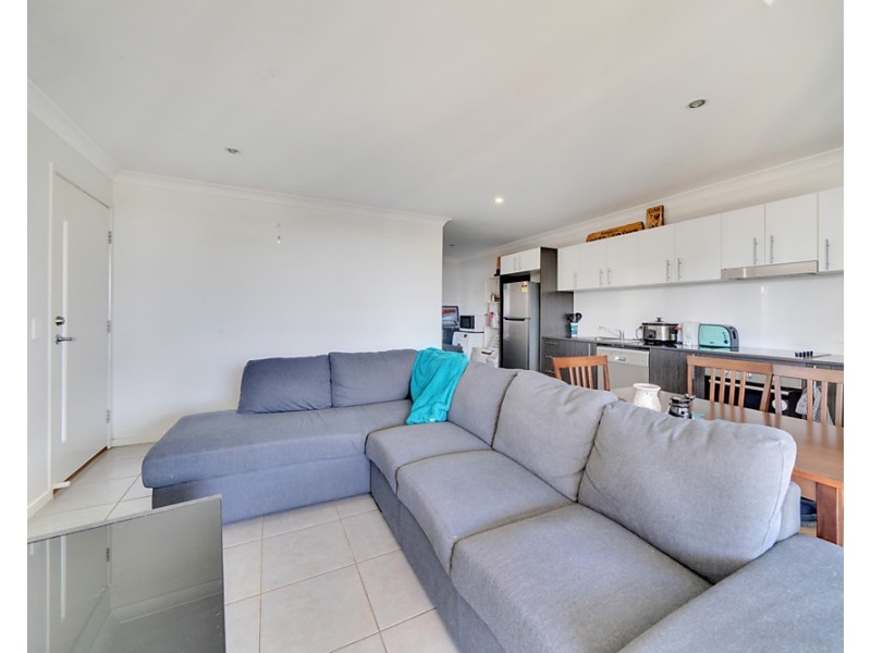 1&2/103 Welsh Street, Burpengary QLD 4505