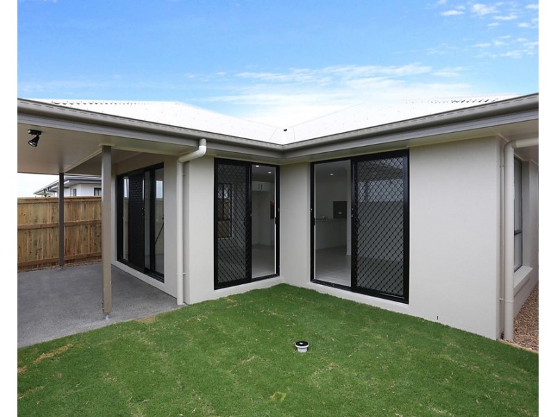 22 Sienna Crescent, Palmview QLD 4553