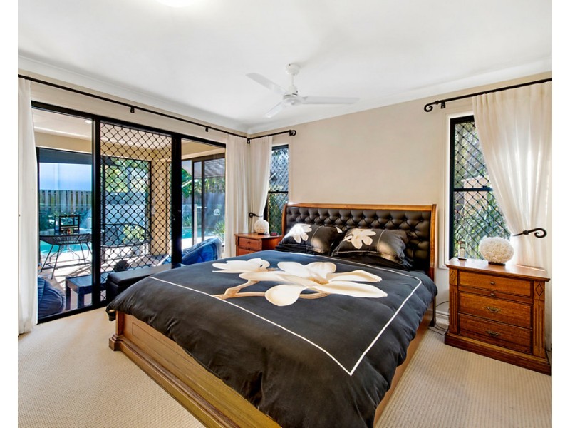 23 Ken Crescent, Helensvale QLD 4212