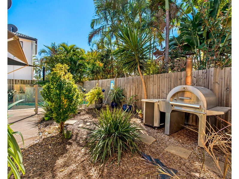 23 Ken Crescent, Helensvale QLD 4212