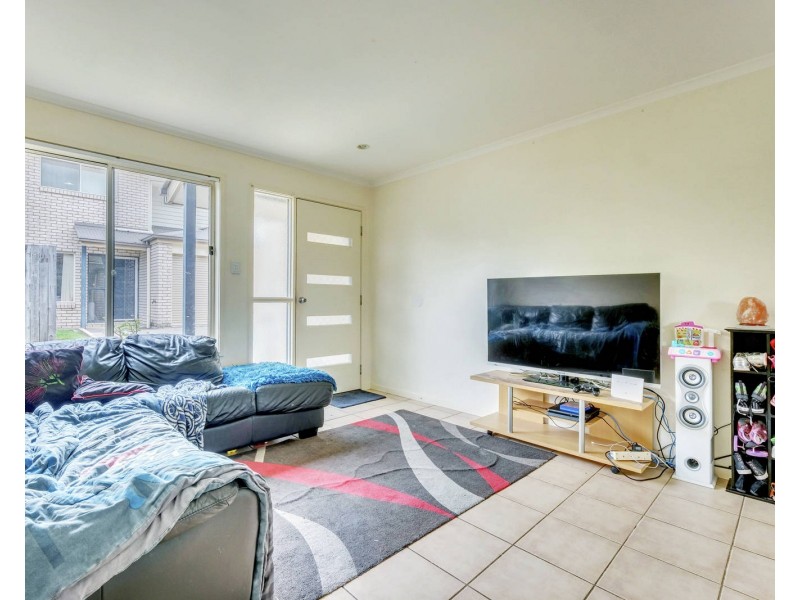 6/6 Station Road, Burpengary QLD 4505