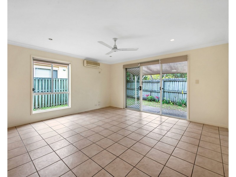 32 Madasin Close, Arundel QLD 4214