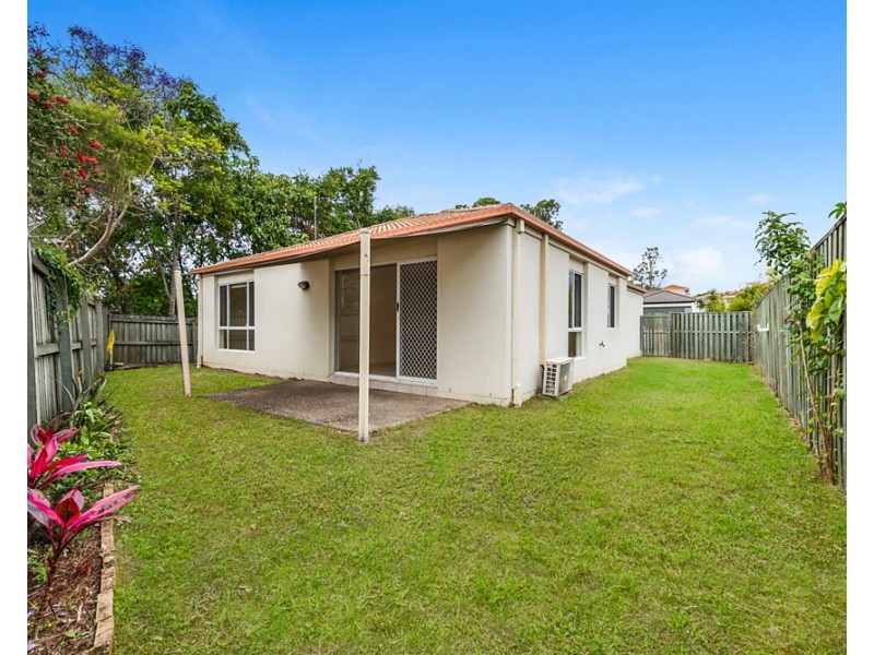32 Madasin Close, Arundel QLD 4214