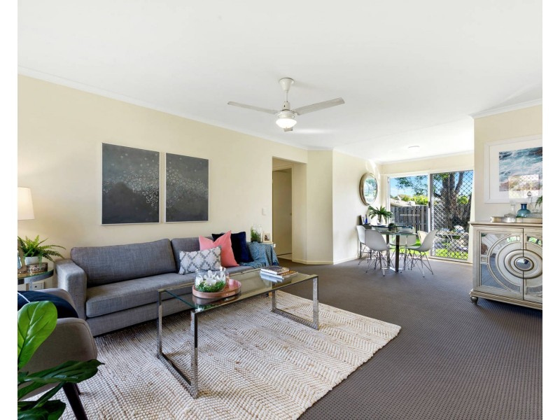 12/105 Ridgeway Avenue, Southport QLD 4215