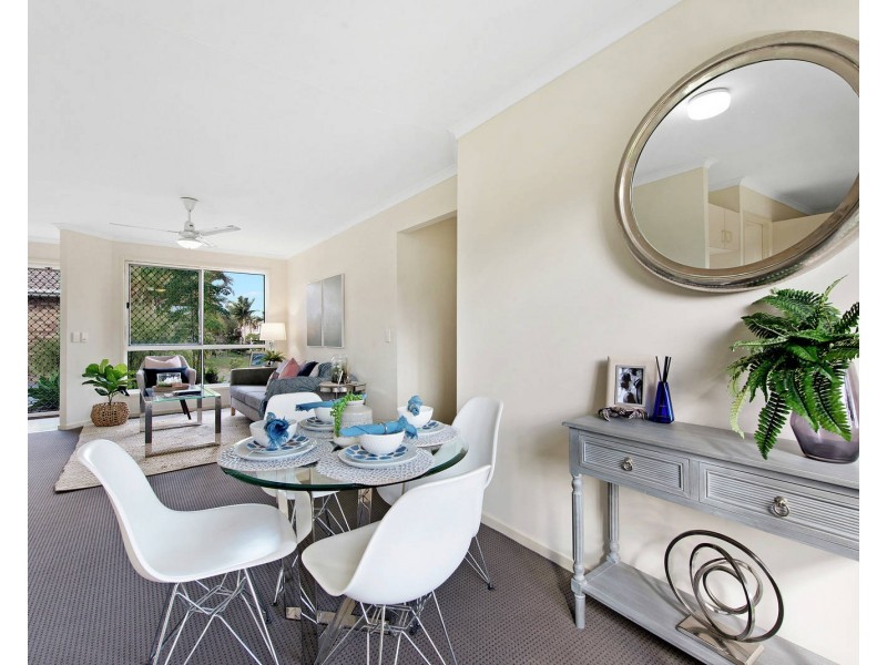 12/105 Ridgeway Avenue, Southport QLD 4215