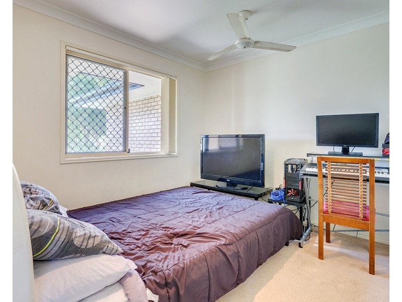 2 Renmark Crescent, Caboolture South QLD 4510