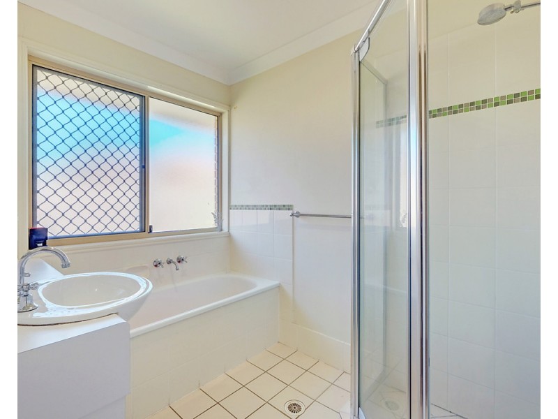 2 Renmark Crescent, Caboolture South QLD 4510