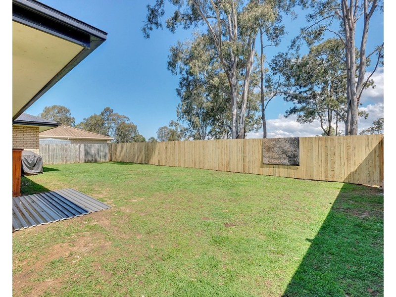 2 Renmark Crescent, Caboolture South QLD 4510