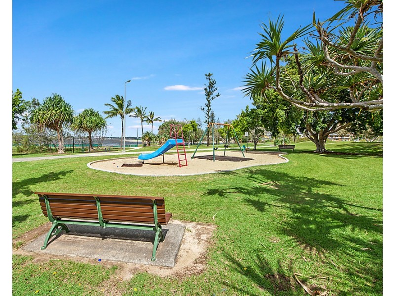 3/115 Frank Street, Labrador QLD 4215