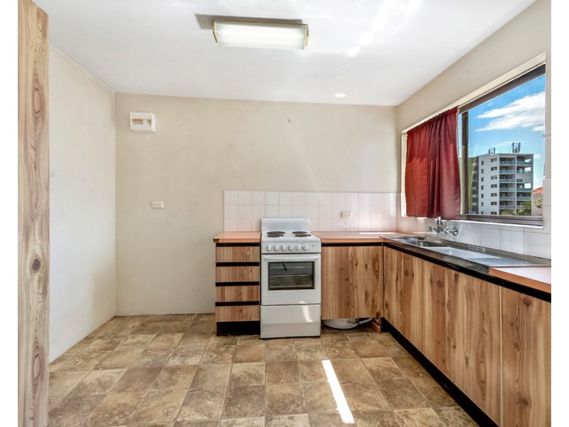 3/115 Frank Street, Labrador QLD 4215