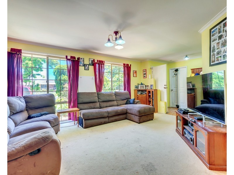17 Plimsoll Court, Caboolture South QLD 4510