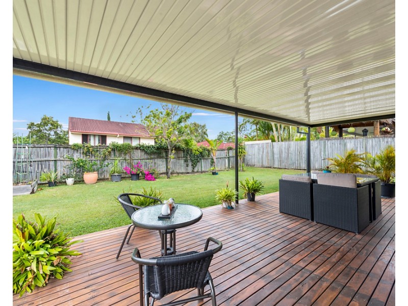 27 Clear River Boulevard, Ashmore QLD 4214