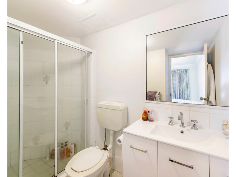 7/27-31 Wharf Road, Surfers Paradise QLD 4217