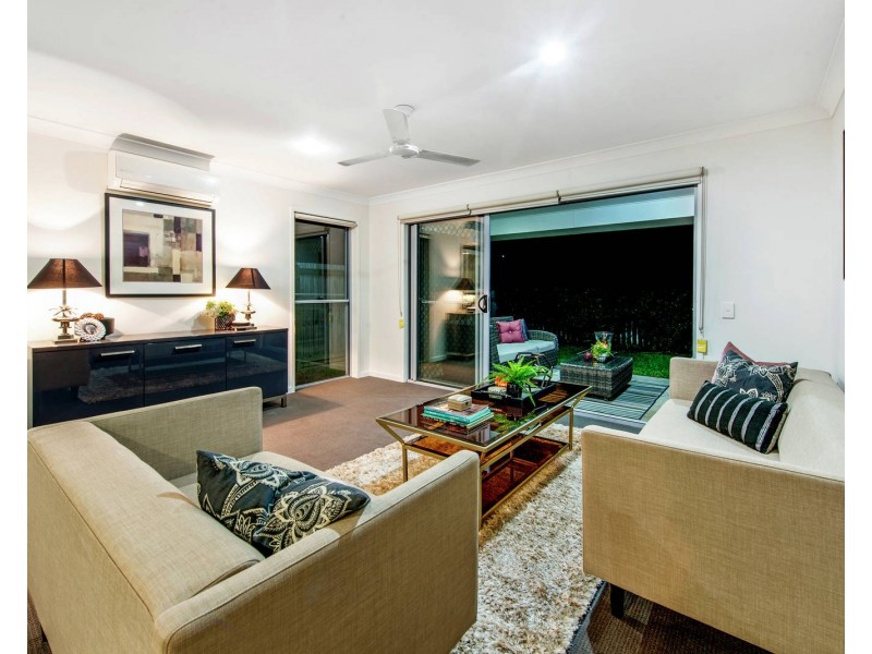 89 Brookside Circuit, Ormeau QLD 4208