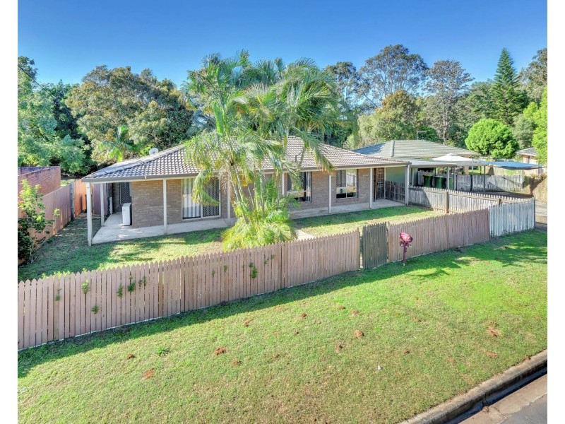 5 & 5A Glencoe Street, Kallangur QLD 4503