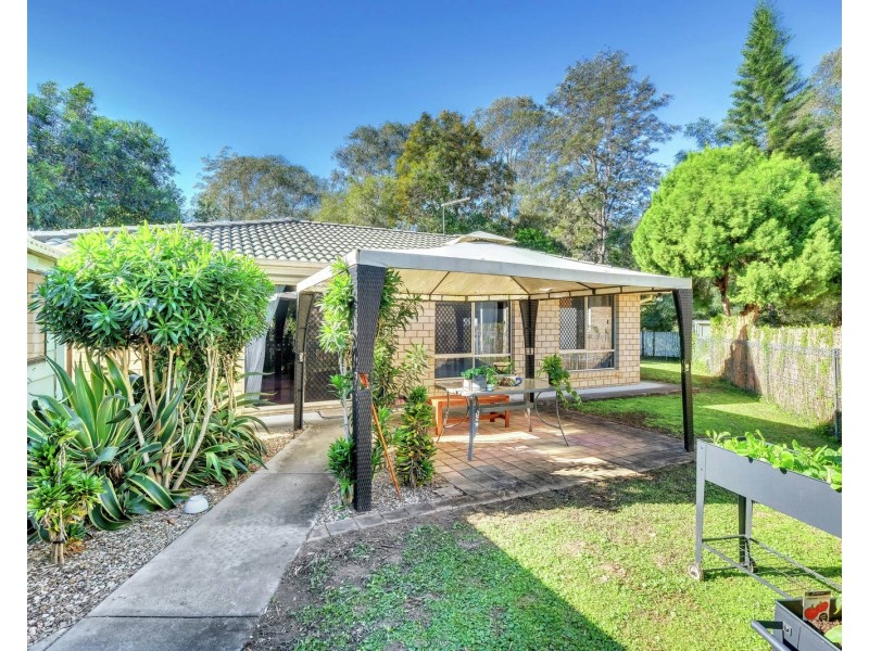 5 & 5A Glencoe Street, Kallangur QLD 4503