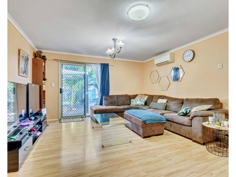 5 & 5A Glencoe Street, Kallangur QLD 4503