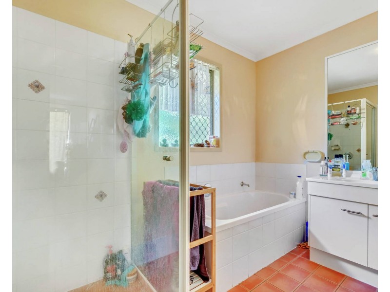 5 & 5A Glencoe Street, Kallangur QLD 4503