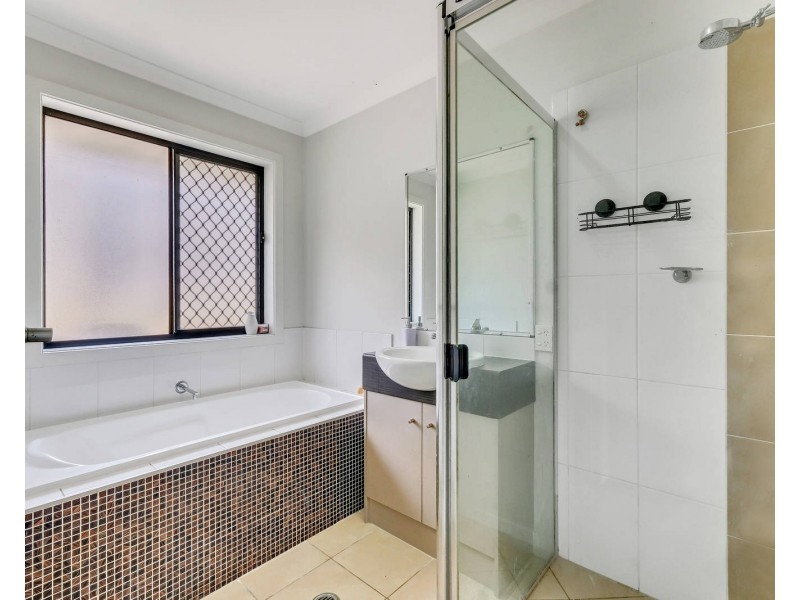 33 Burdekin Circuit, Warner QLD 4500