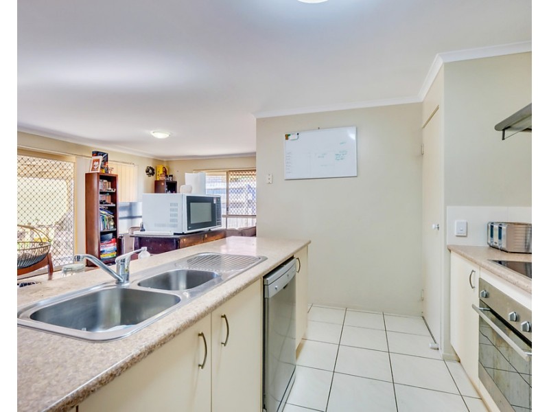 1&2/3 Wakeham Street, Kallangur QLD 4503