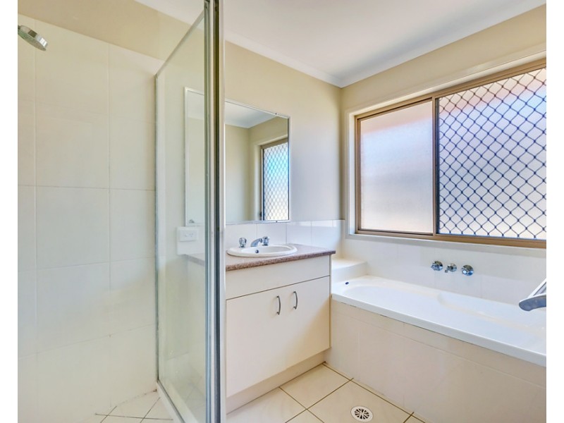 1&2/3 Wakeham Street, Kallangur QLD 4503