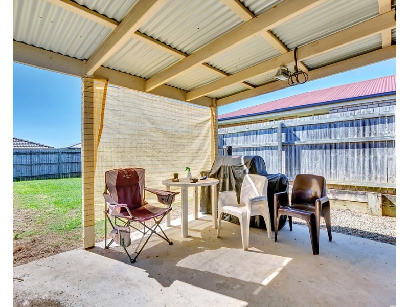 1&2/3 Wakeham Street, Kallangur QLD 4503