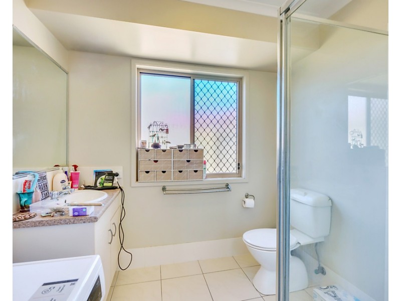 1&2/3 Wakeham Street, Kallangur QLD 4503