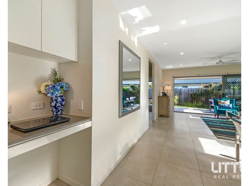 30 Ellabay Crescent, Redland Bay QLD 4165
