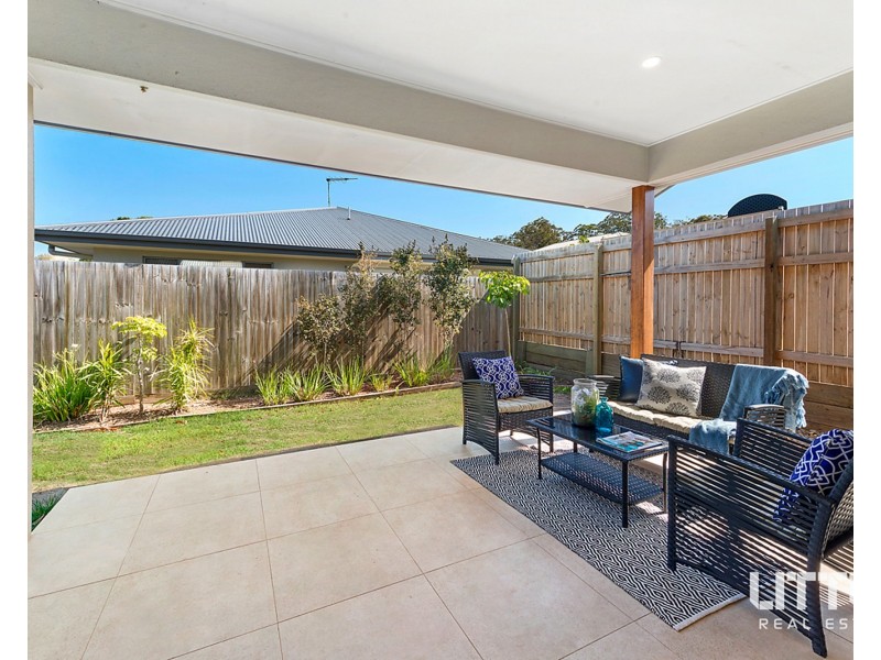 30 Ellabay Crescent, Redland Bay QLD 4165