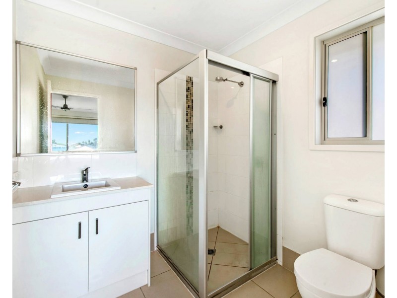 32 Oakwood Street, Pimpama QLD 4209