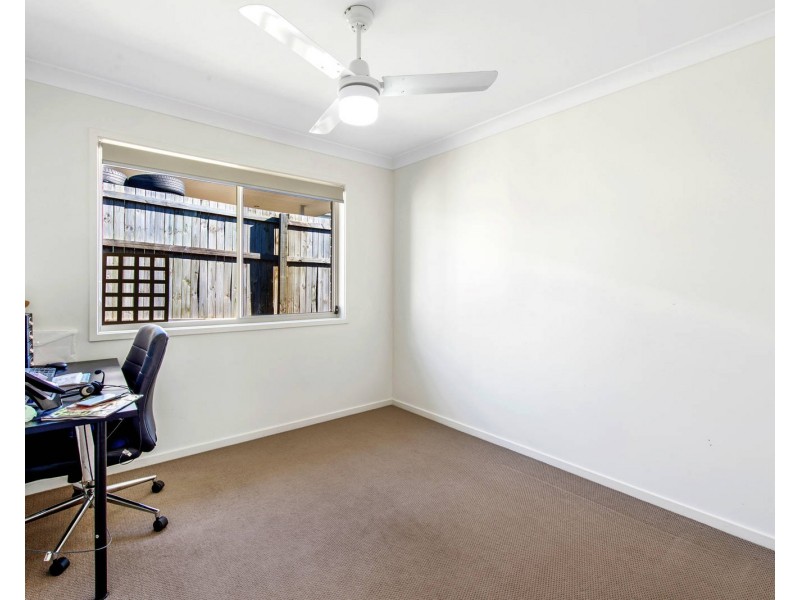 32 Oakwood Street, Pimpama QLD 4209