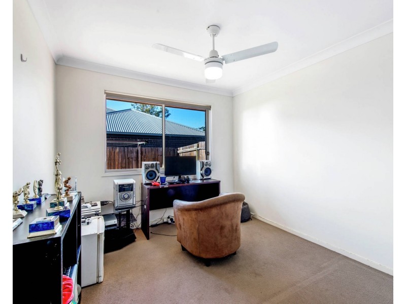 32 Oakwood Street, Pimpama QLD 4209